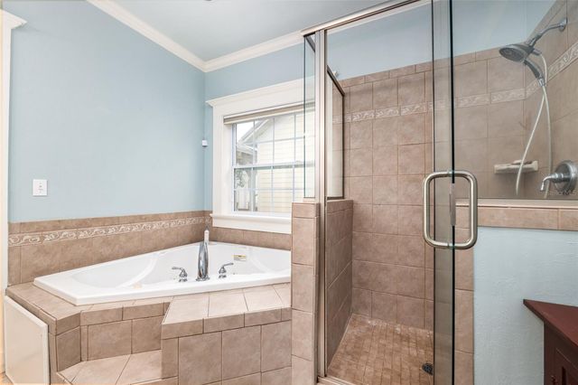 5008 NW 10TH PLACE, Gainesville, FL 32605