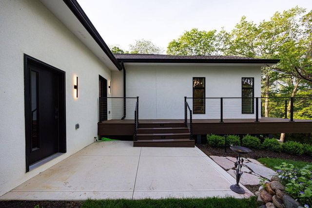 8159 Riverside Drive, Powell, OH 43065