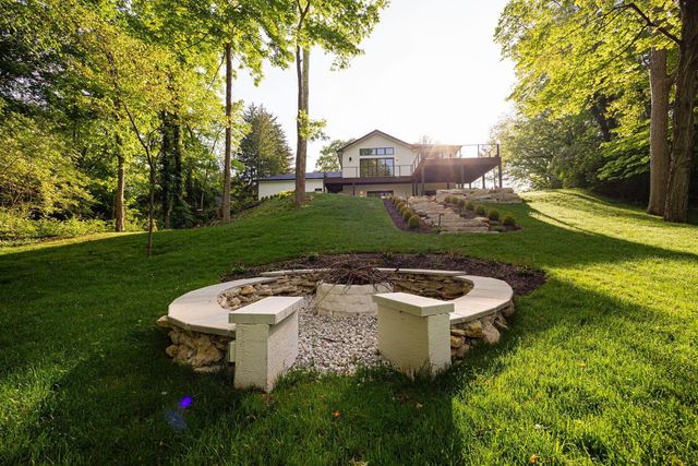 8159 Riverside Drive, Powell, OH 43065