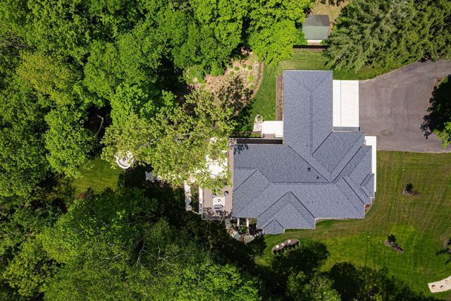 8159 Riverside Drive, Powell, OH 43065