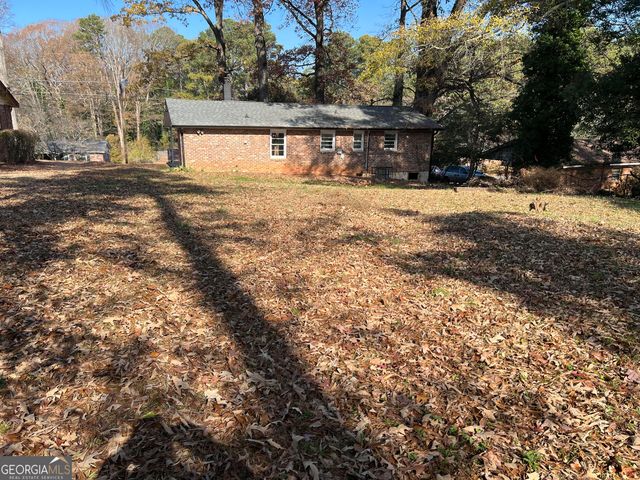 2581 Oak Circle, Ellenwood, GA 30294