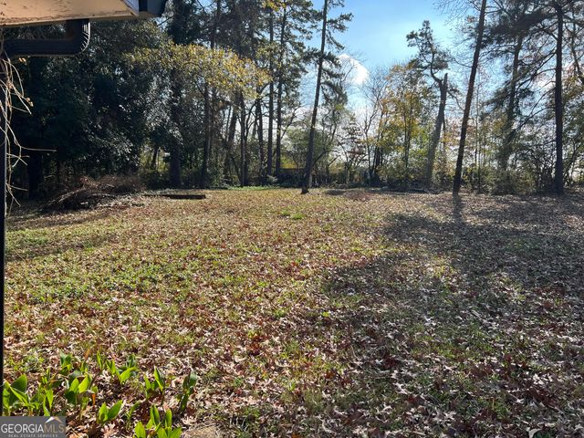 2581 Oak Circle, Ellenwood, GA 30294
