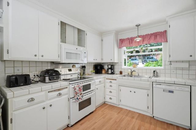 160 Nellie Lane, Boulder Creek, CA 95006