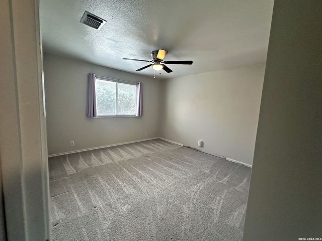3202 PRESTON HALL DR, San Antonio, TX 78247