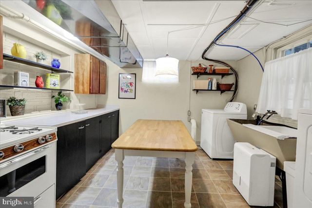 16 E 34TH ST, Reading, PA 19606