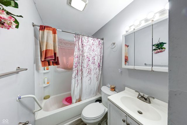 2207 N Bolton Avenue, Indianapolis, IN 46218