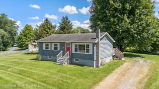 14 Regal Road, Stuyvesant, NY 12173