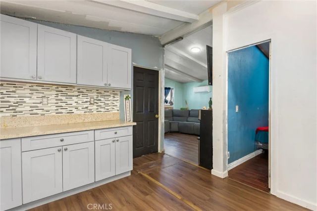1097 N State 517, Hemet, CA 92543