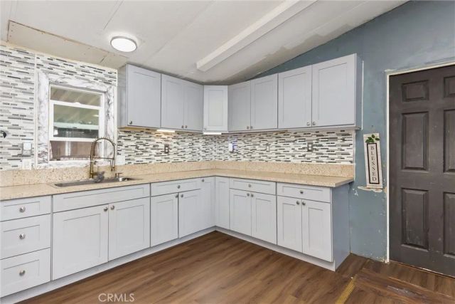 1097 N State 517, Hemet, CA 92543