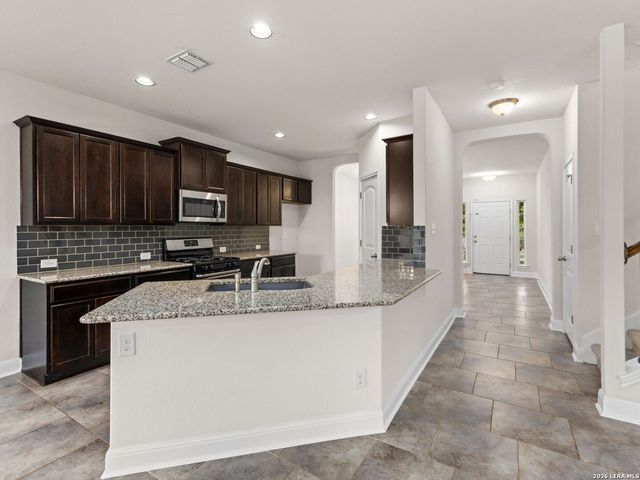 5716 MCKINNEY FLS, San Antonio, TX 78253