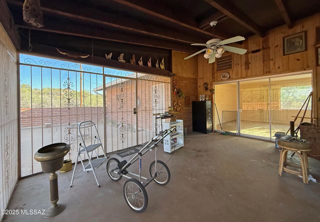 9745 N Calle Loma Linda, Oro Valley, AZ 85737