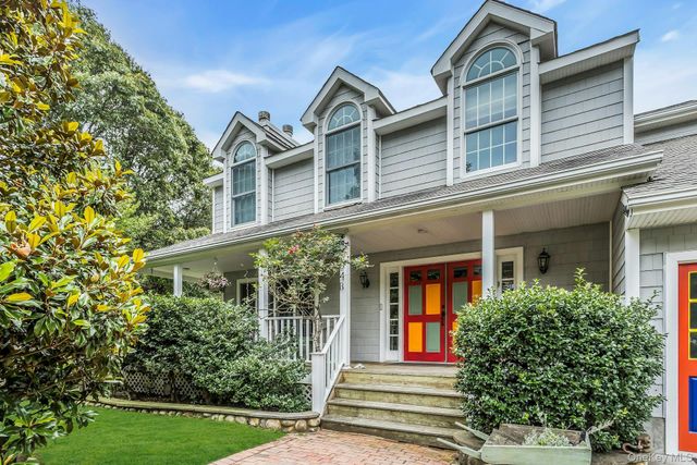 104 B Squiretown Road, Hampton Bays, NY 11946