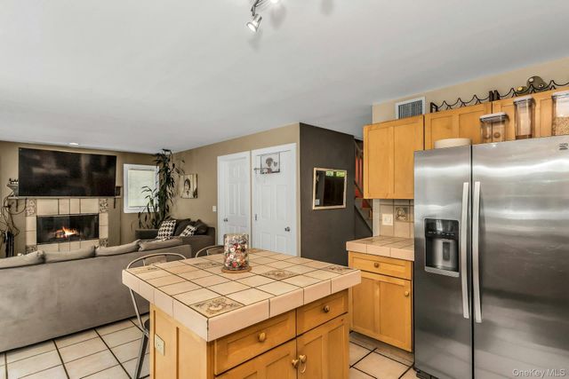 104 B Squiretown Road, Hampton Bays, NY 11946