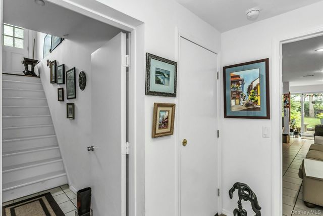 104 B Squiretown Road, Hampton Bays, NY 11946
