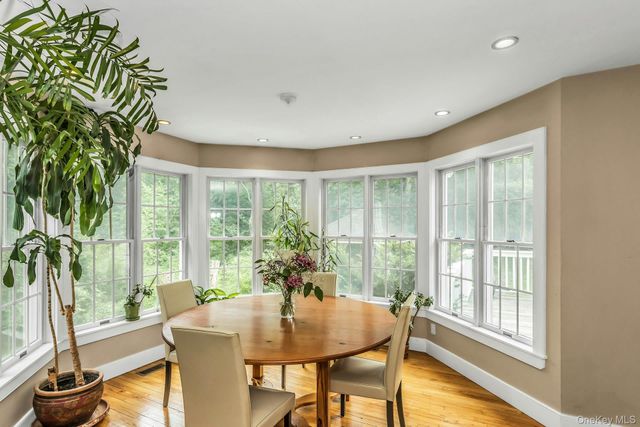 104 B Squiretown Road, Hampton Bays, NY 11946