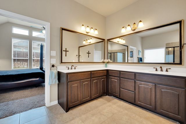 409 Brookdale Drive, Midlothian, TX 76065