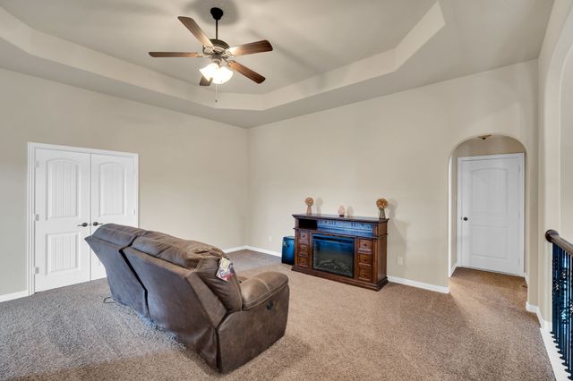 409 Brookdale Drive, Midlothian, TX 76065