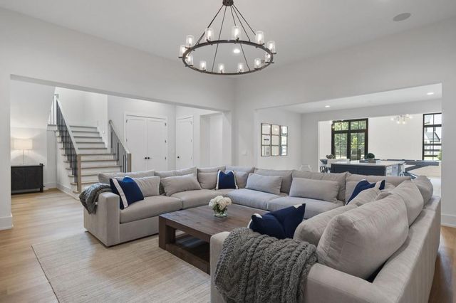 1022 Lyndon Lane, Milton, GA 30004