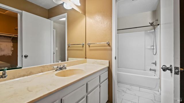 7103 Camino Colegio, Rohnert Park, CA 94928