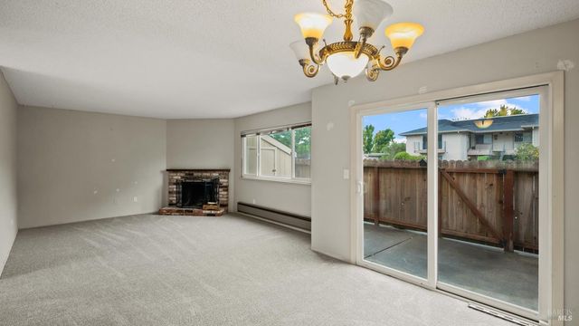 7103 Camino Colegio, Rohnert Park, CA 94928