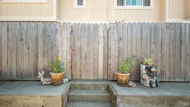 7103 Camino Colegio, Rohnert Park, CA 94928