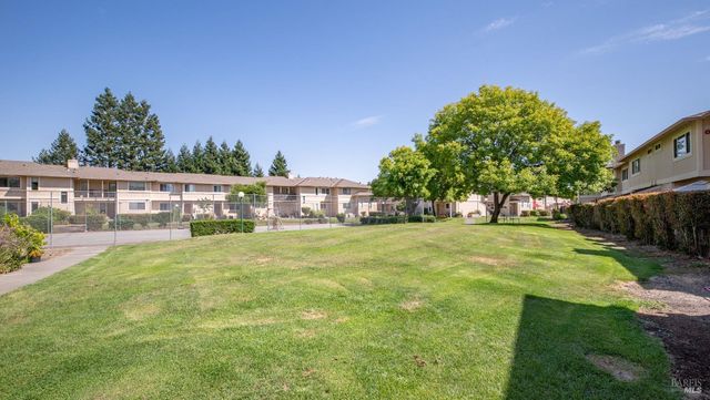 7103 Camino Colegio, Rohnert Park, CA 94928