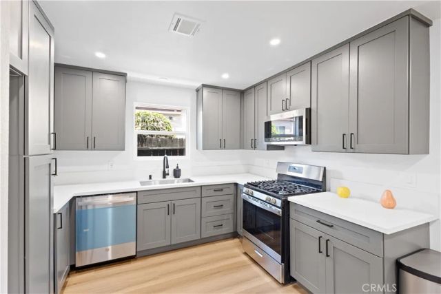 7629 Arcola, Sun Valley, CA 91352