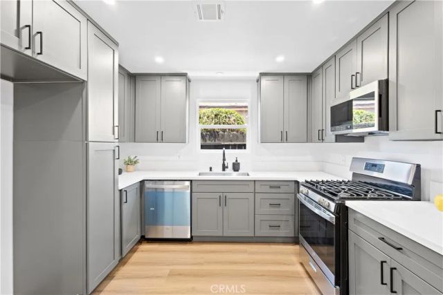 7629 Arcola, Sun Valley, CA 91352