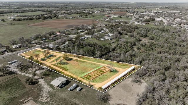 247 S Caddo Street, Lipan, TX 76462