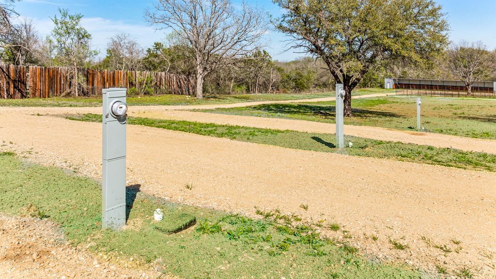247 S Caddo Street, Lipan, TX 76462