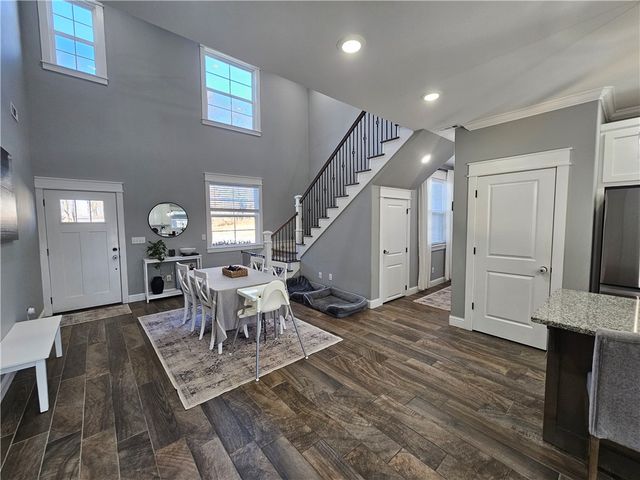 109 SE 11th Avenue, Gravette, AR 72736