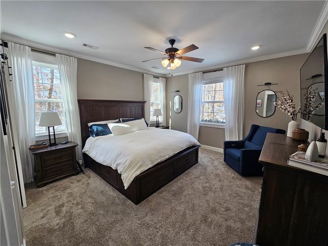 109 SE 11th Avenue, Gravette, AR 72736