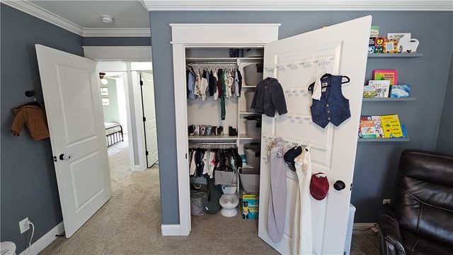 109 SE 11th Avenue, Gravette, AR 72736