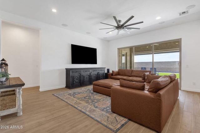 11653 W ANDREW Lane, Peoria, AZ 85383