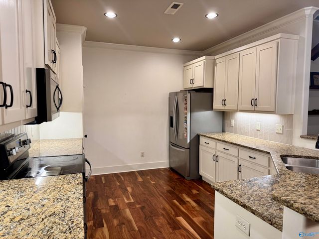 124 Kema Drive, Huntsville, AL 35811