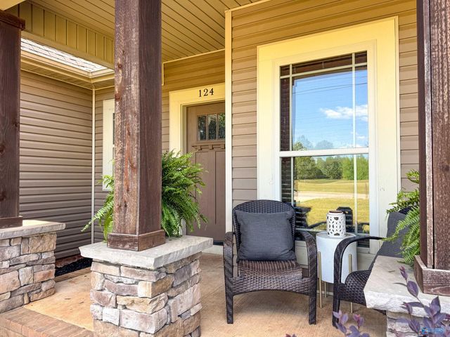 124 Kema Drive, Huntsville, AL 35811