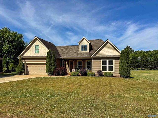 124 Kema Drive, Huntsville, AL 35811