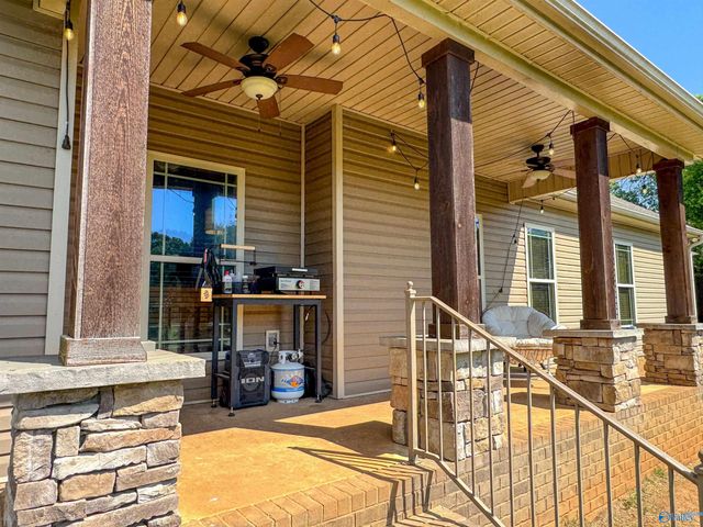 124 Kema Drive, Huntsville, AL 35811