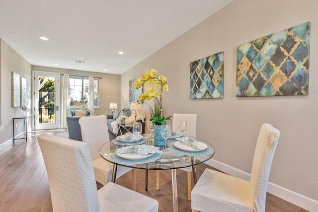 897 Tranquility Circle 12, Livermore, CA 94551