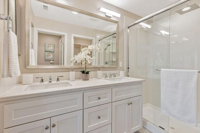 897 Tranquility Circle 12, Livermore, CA 94551