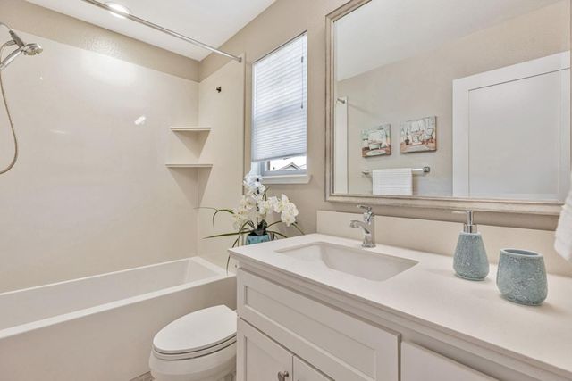 897 Tranquility Circle 12, Livermore, CA 94551