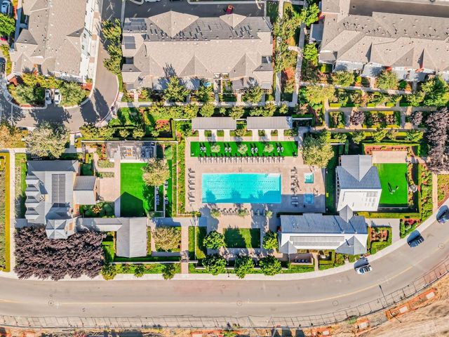 897 Tranquility Circle 12, Livermore, CA 94551