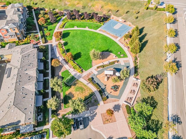 897 Tranquility Circle 12, Livermore, CA 94551