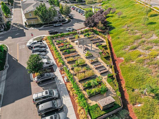 897 Tranquility Circle 12, Livermore, CA 94551