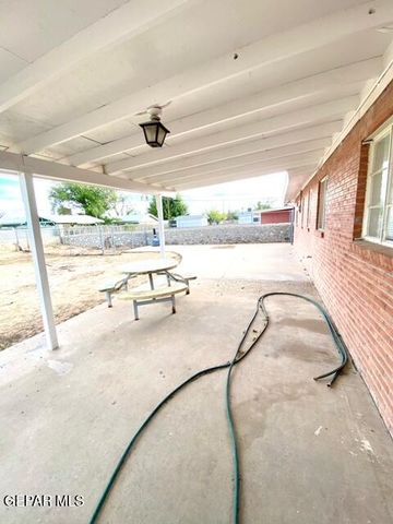 2808 HAWICK Road, El Paso, TX 79925