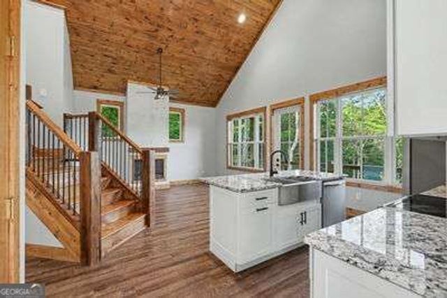 60 Oak Forest Circle, Hayesville, NC 28904
