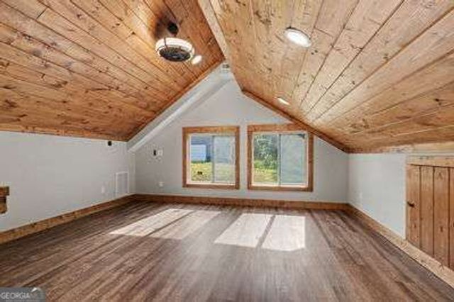 60 Oak Forest Circle, Hayesville, NC 28904