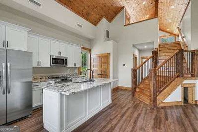 60 Oak Forest Circle, Hayesville, NC 28904
