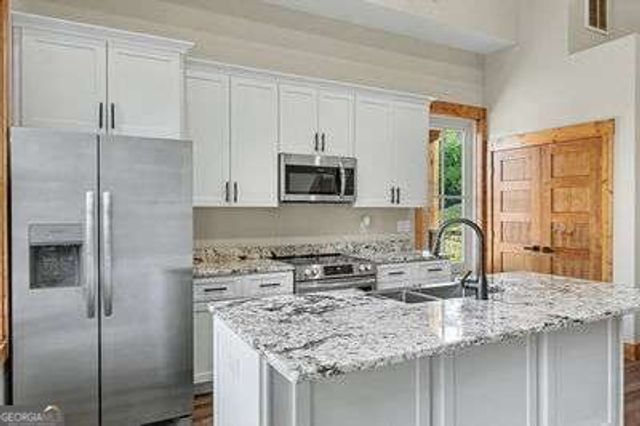 60 Oak Forest Circle, Hayesville, NC 28904