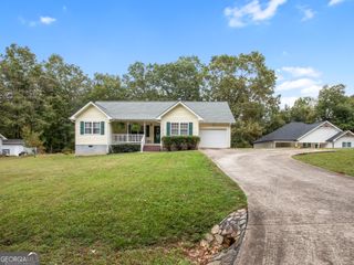 131 Robinhood Drive, Cleveland, GA 30528